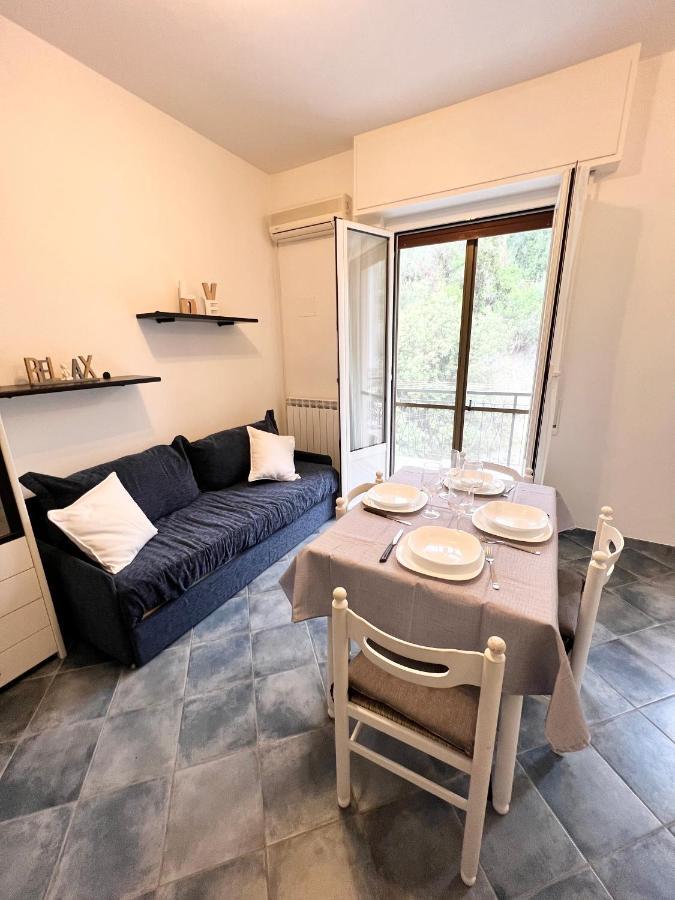 A 5 Minuti Dal Mare - Dolphin Beach House Spotorno Exterior foto